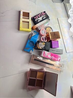 Assorted makeup goodies